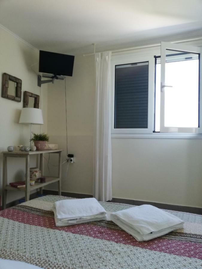 Kasteli Suite Poros Town エクステリア 写真